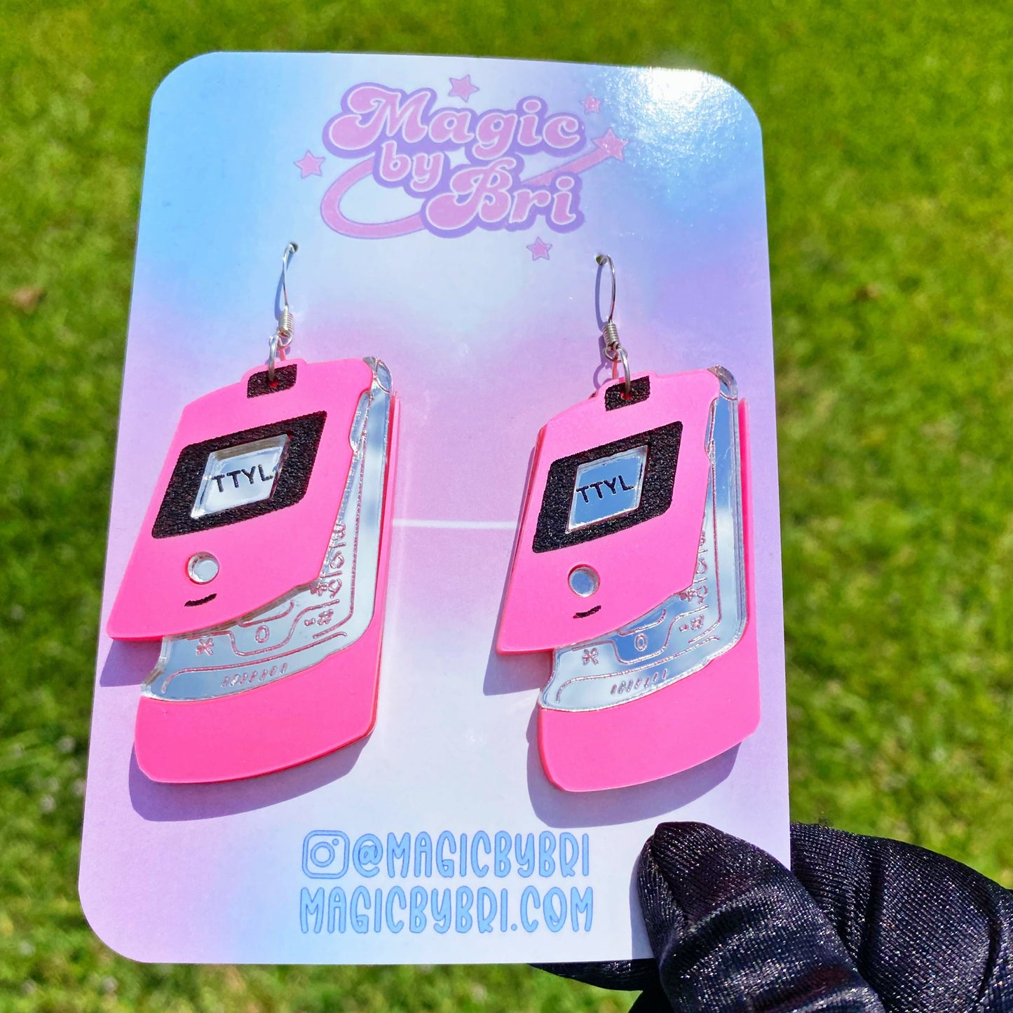 Y2K Flip Phones