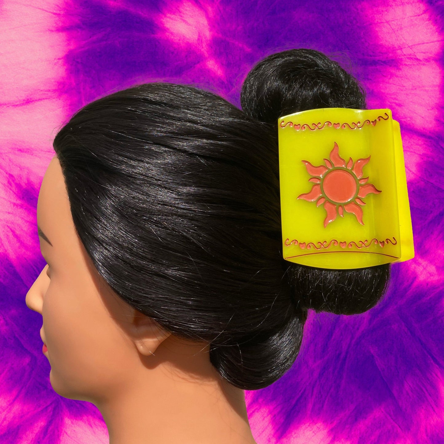 **READY TO SHIP**
Floating Lantern Claw Clip (GLOWS IN THE DARK!)