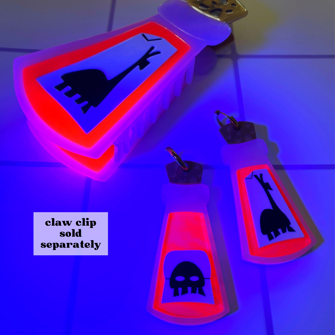 Essence of Llama (UV REACTIVE)