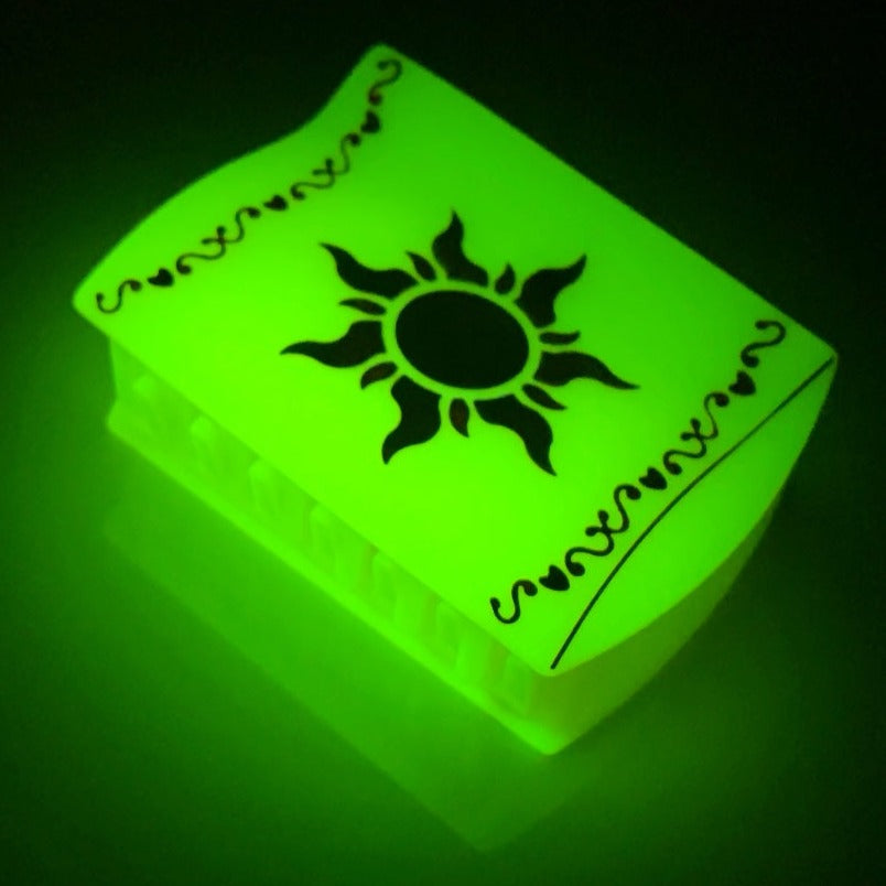 **READY TO SHIP**
Floating Lantern Claw Clip (GLOWS IN THE DARK!)