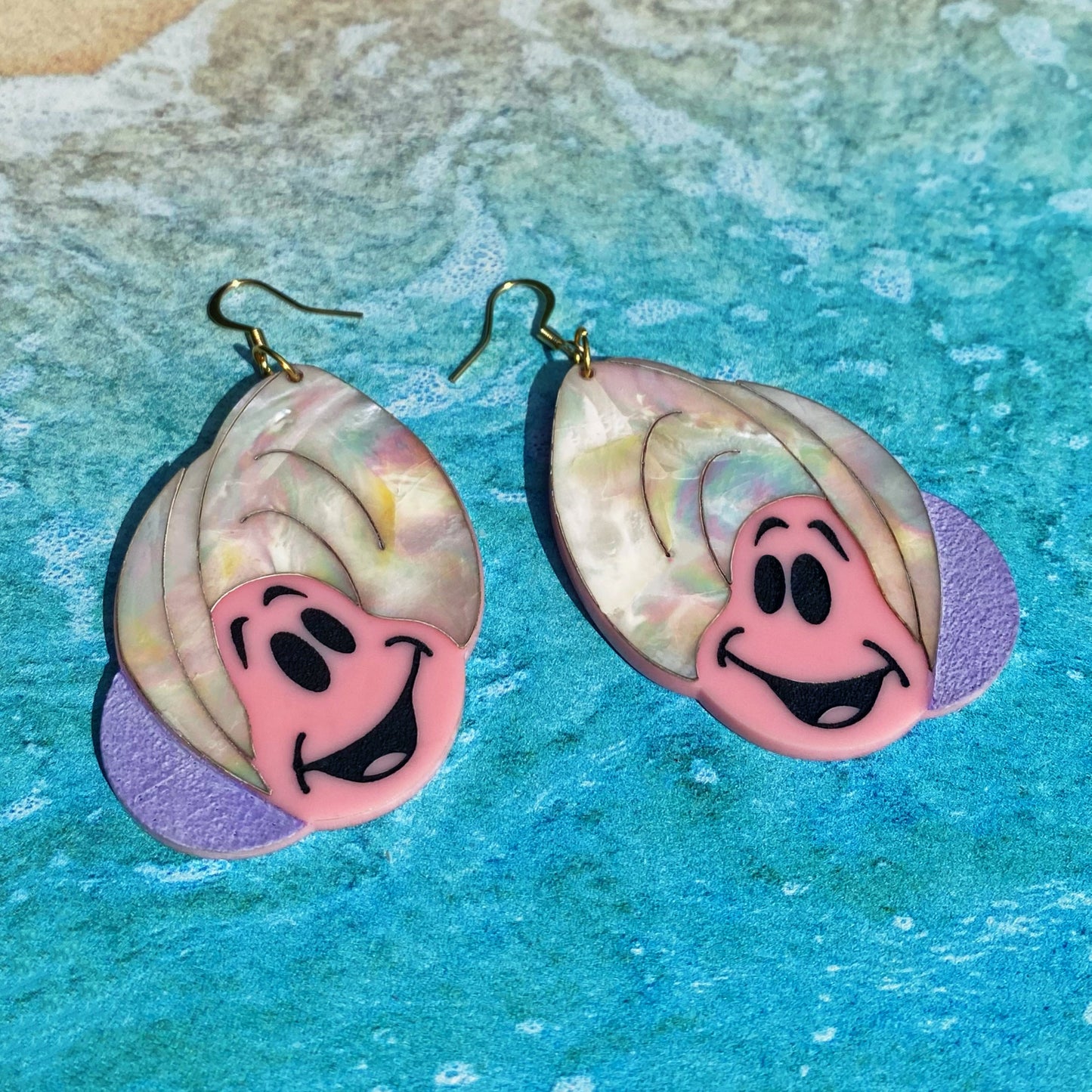 Wonderland Oyster Earrings