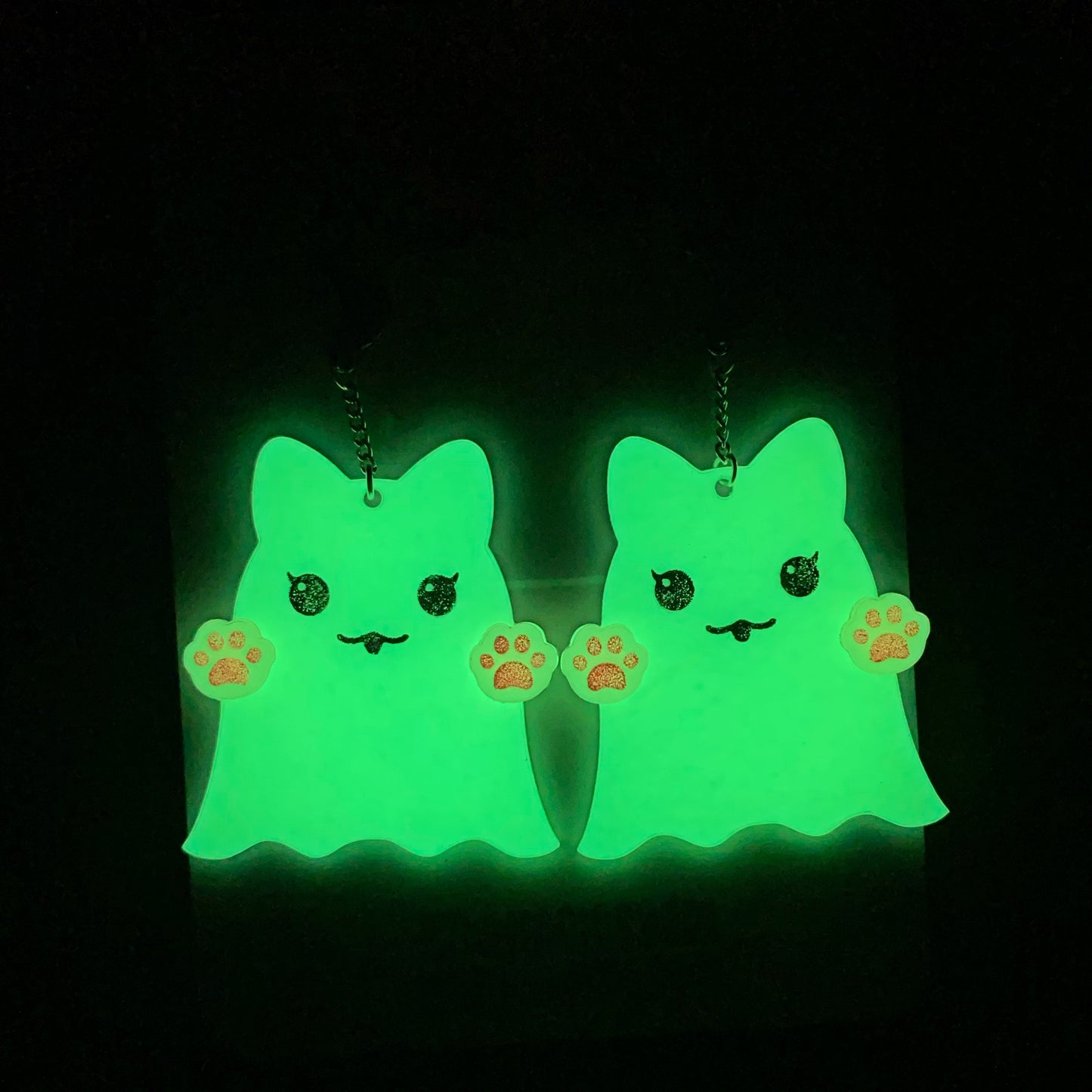 Ghost Kitty (GLOWS IN THE DARK!)